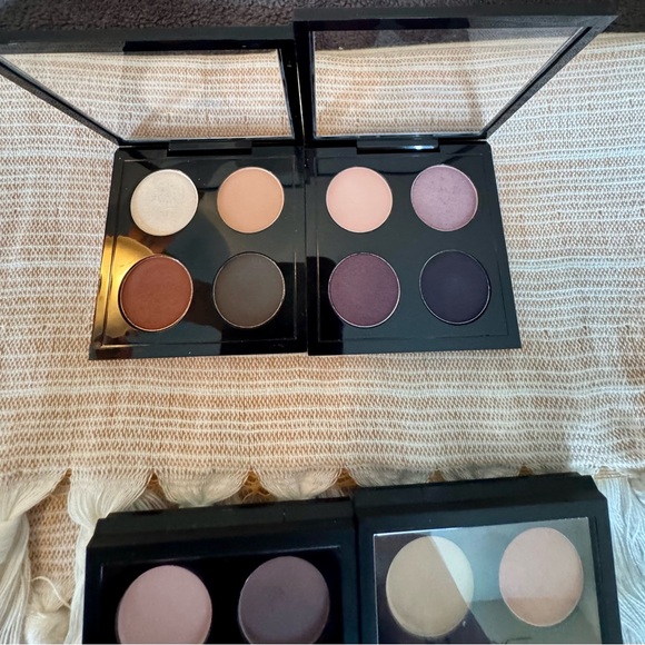 MAC Cosmetics Eyeshadow Quad - Cream, Brown, Purple, Pink - Picture 2 of 4